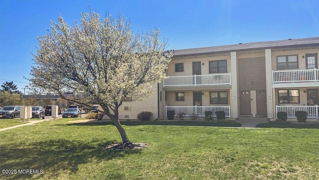 Photo - 138 Wharfside Dr Condo