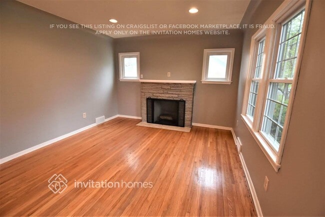 Photo - 6909 Morgan Ave S