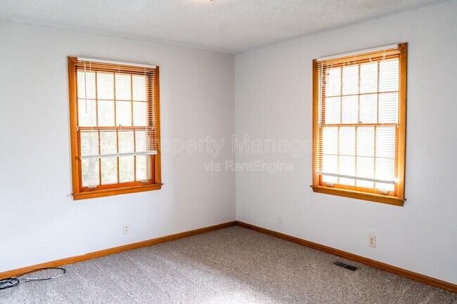 Photo - 4225 Buffat Mill Rd