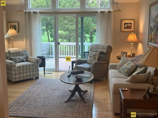 Photo - 15 Dillingham Way