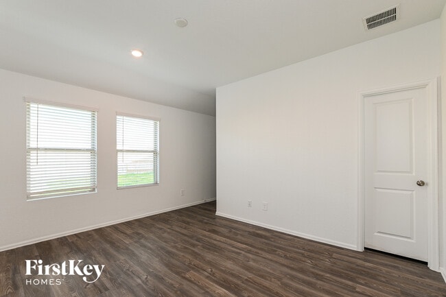 Photo - 18446 Summit Ranch Dr