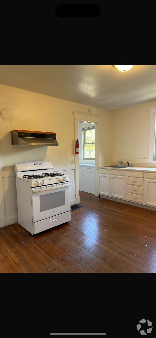 Building Photo - 396 Whalley Ave Unit 1R Rental