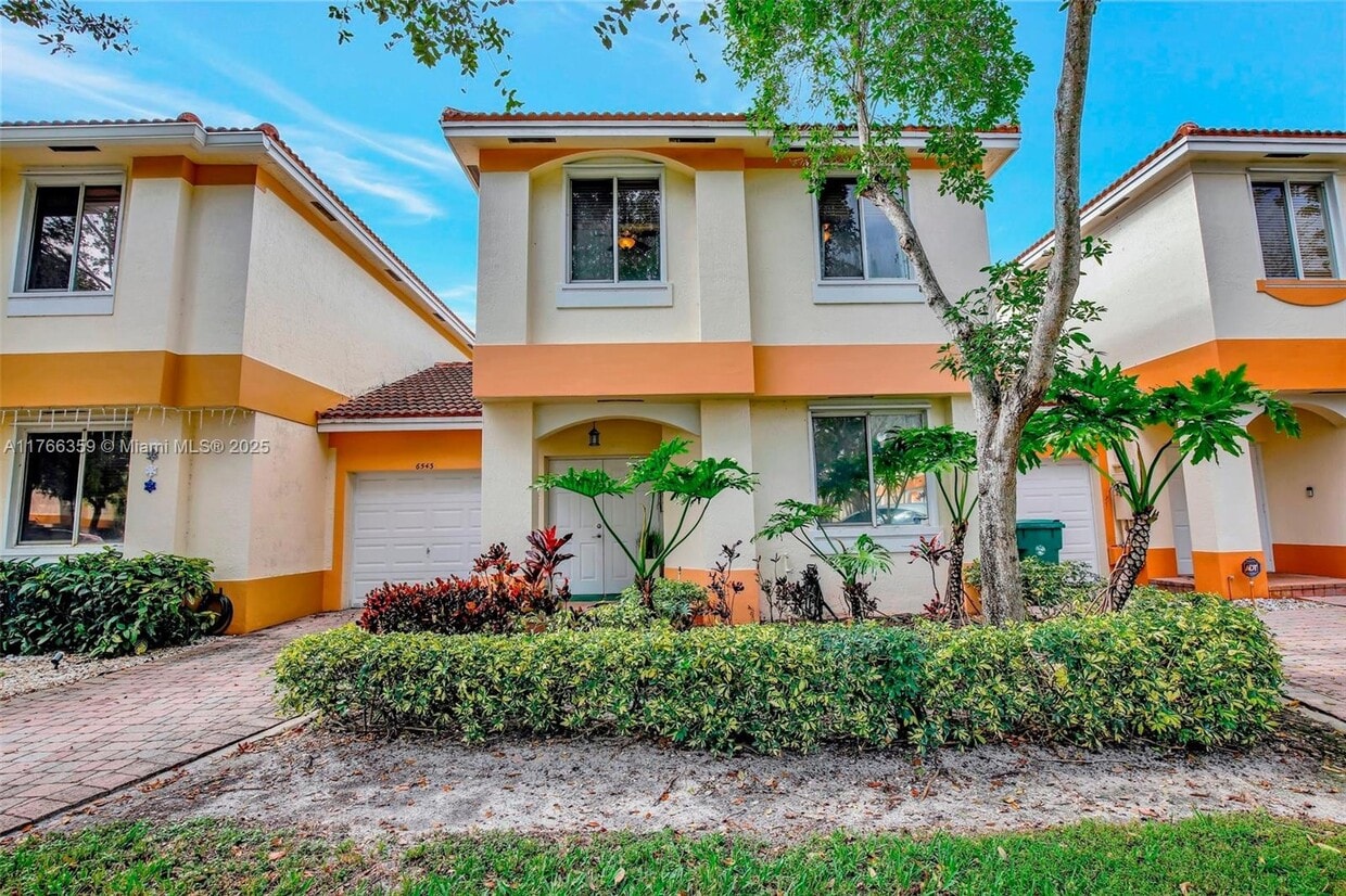 Photo - 6543 Hidden Cove Dr (Davie, FL)