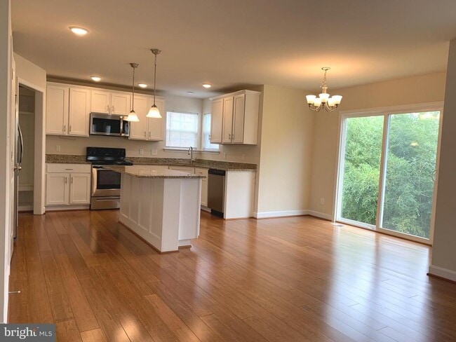 Photo - 6907 Lunette Ln