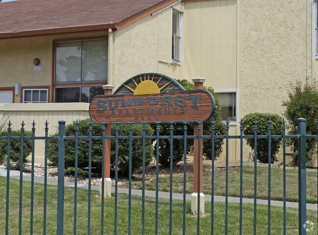 Sunburst Apartments - Sunburst Apartments