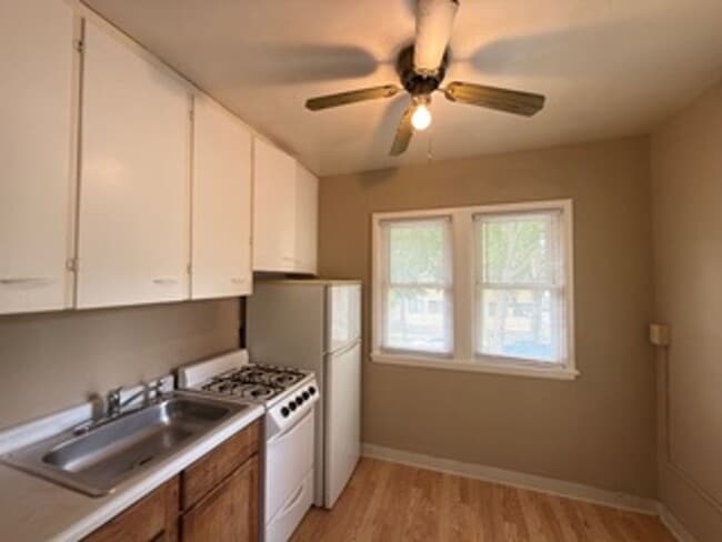 Photo - 468 N Herschel St Unit #3