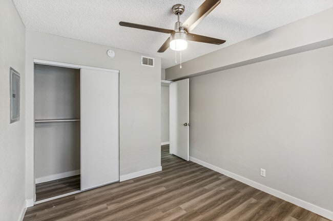 Skyline Parc Apartments