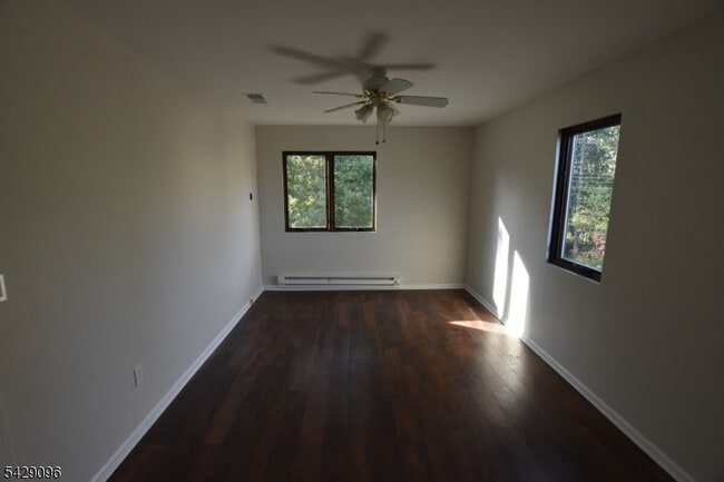 24 Sunrise Dr