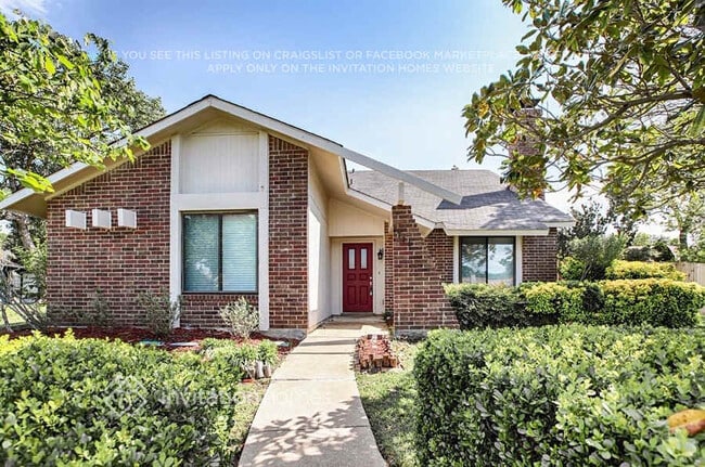 Photo - 1716 Delaford Pl