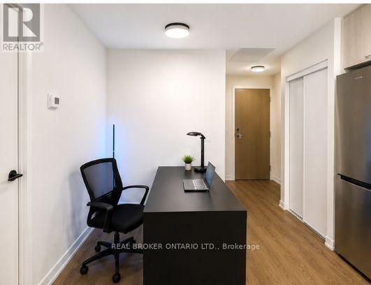 Photo - 2300 St Clair Ave W Unit 312
