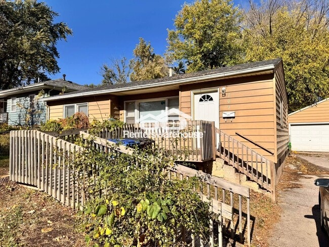 Photo - 709 Bell Ave
