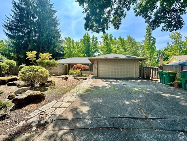 Building Photo - Gorgeous 4 Bedroom 2 Bath with Fully Fence... Rental