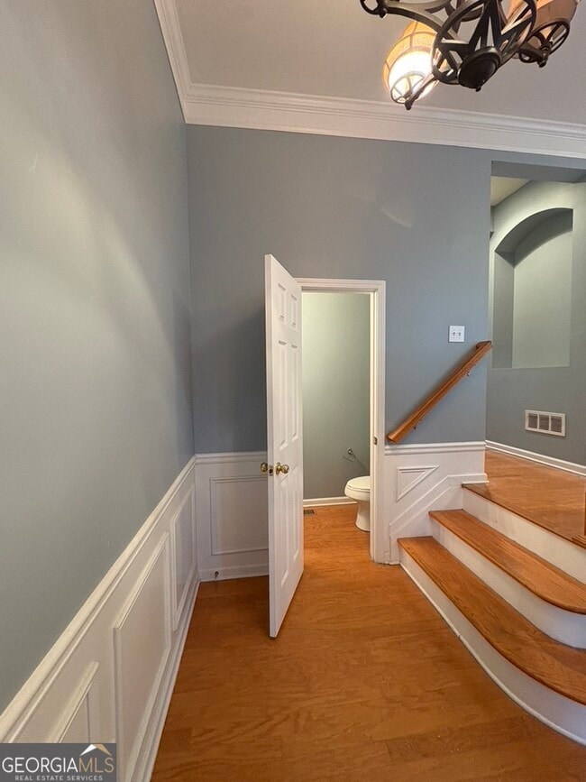 Photo - 118 Stuart Castle Way SE