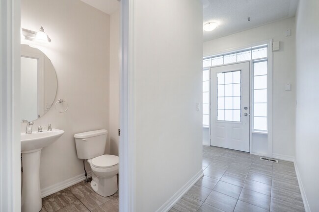 Photo - 73 Whitmer St