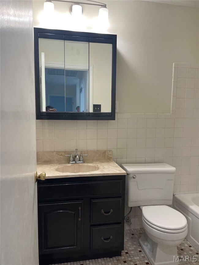 Photo - 2313 Esquline Dr