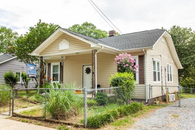 Photo - 111 Summit St