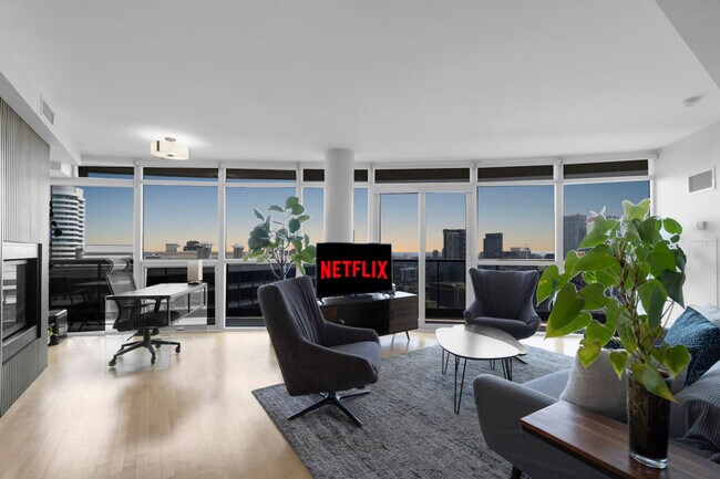 Building Photo - 224 Carlton St.