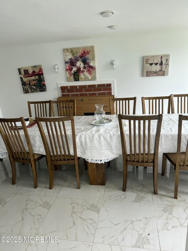 Photo - 235 S Lincoln Ave