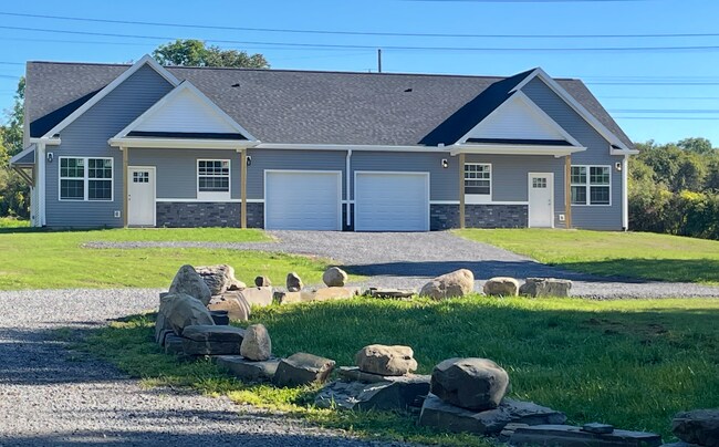 Photo - 300 Lower Creek Rd Unidad 5