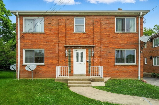 Building Photo - 3926 E Gatewood Ln Unit 1