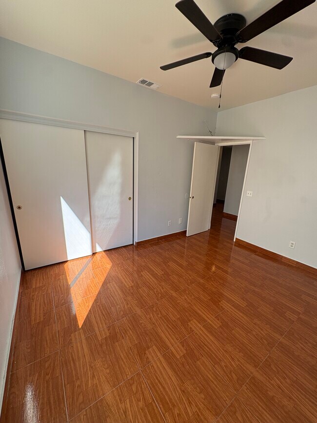 Photo - 1312 Holguin St