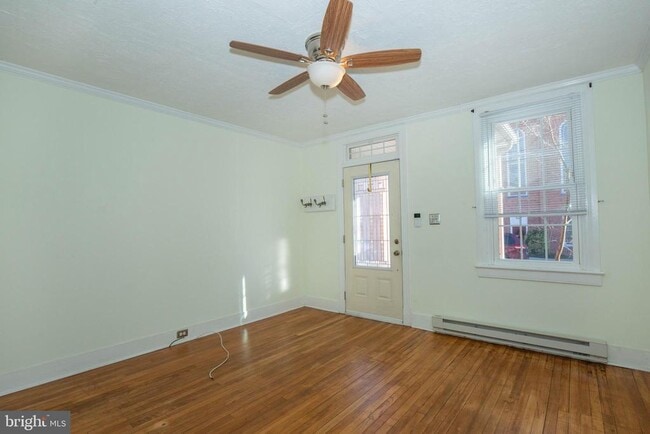 Photo - 106 S Maple Ave