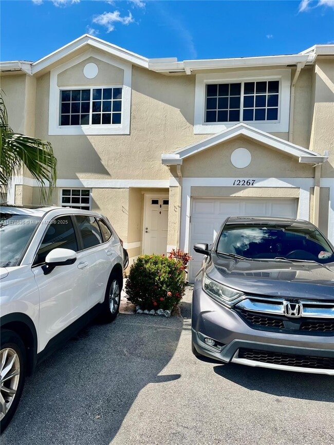 Building Photo - 12267 SW 50th St Rental