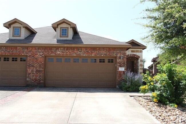 Building Photo - 578 Creekside Cir Rental