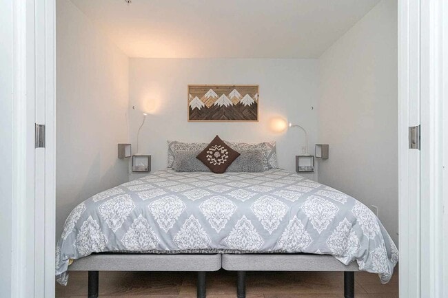Photo - 517 Fisgard St Unit 206
