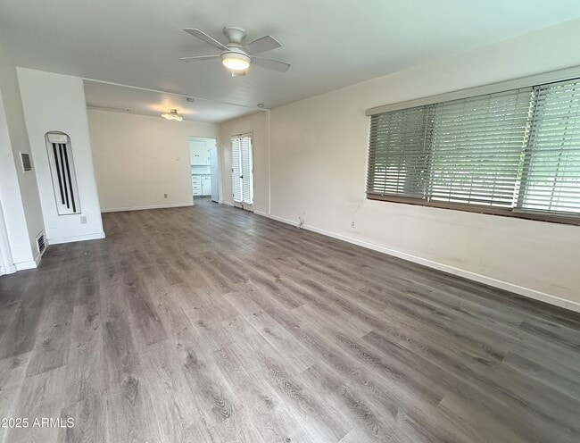 Photo - 58 W Encanto Blvd