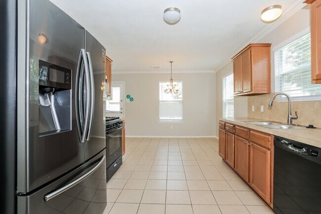 Photo - 1403 Natural Pine Trail