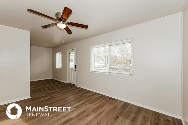 Photo - 2818 Draper St