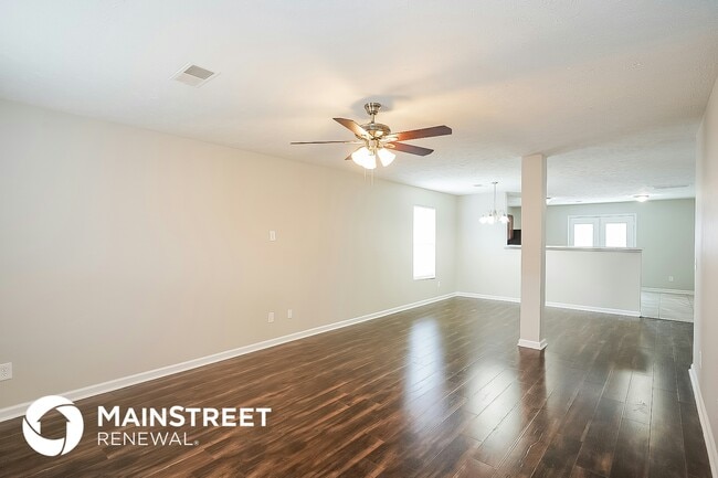 Photo - 2815 Creekbend Dr