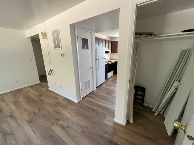 2116-2122 S Nevada Ave - 2120