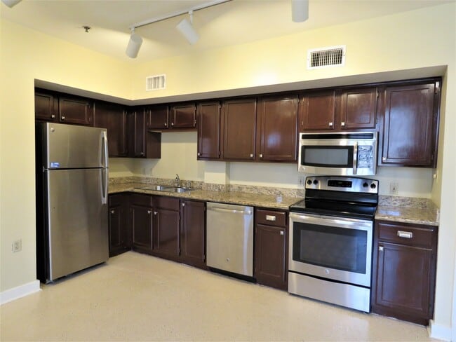 Photo - 715 Sherman St Unit 19