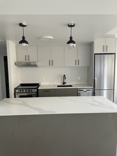 Photo - Wentworth Plaza