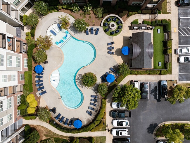 400 apartamentos Belmont — foto de la comunidad