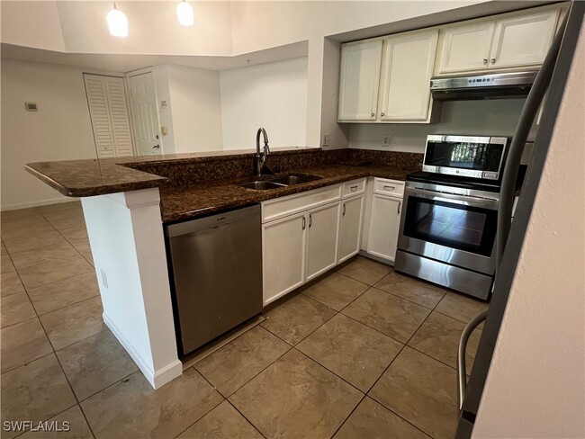 Photo - 1230 Wildwood Lakes Blvd Condo Unit 208