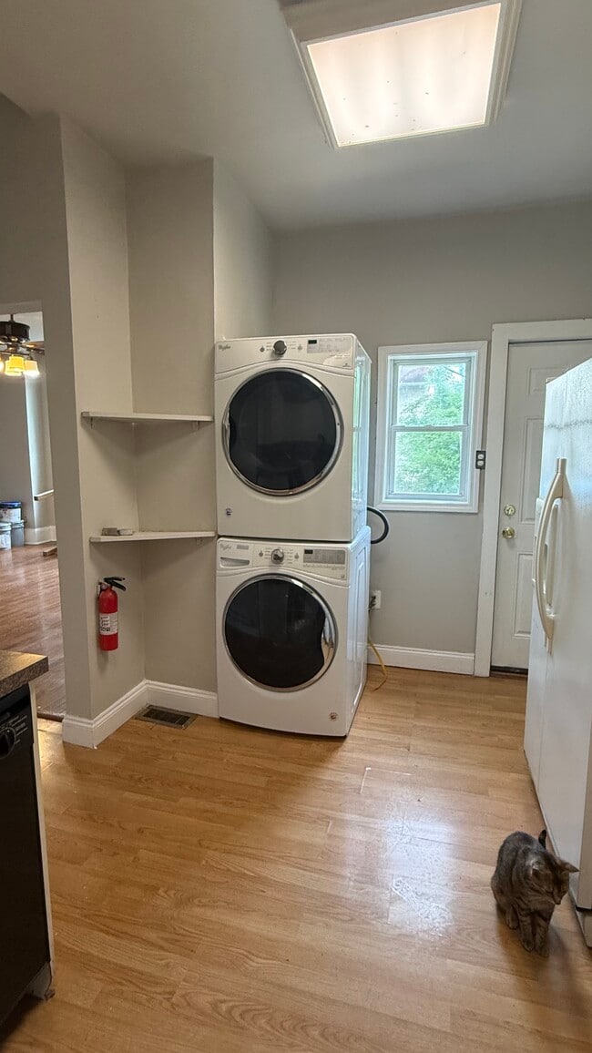 Washer/Dryer - 62 Penn Blvd Unit 1st Floor