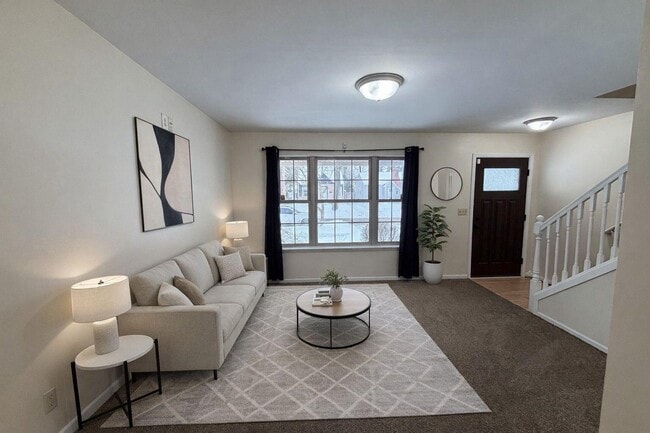 Photo - 2630 Bennett St