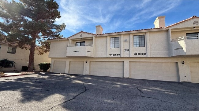 Building Photo - 2633 S Durango Dr Unit 202