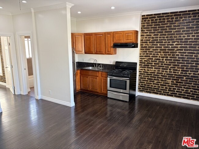 Photo - 738 S New Hampshire Ave Unit 302