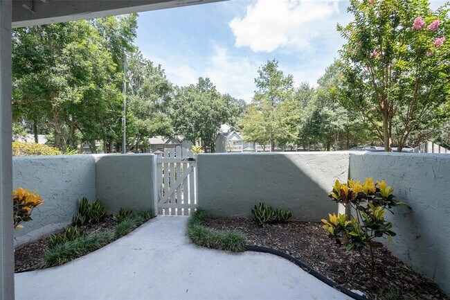 Photo - 4411 SW 34th St Unit 705