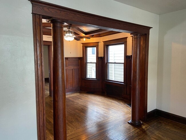 Photo - 677 West Delavan Unidad Lower