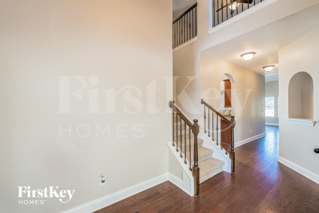 Photo - 506 Blackberry Glenn