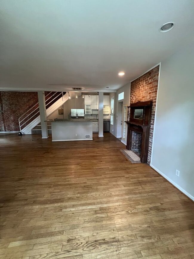 Photo - 1701 New Jersey Ave NW Unit Upstairs