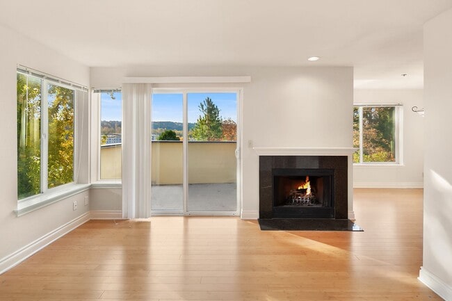 Photo - Redmond View Apartments