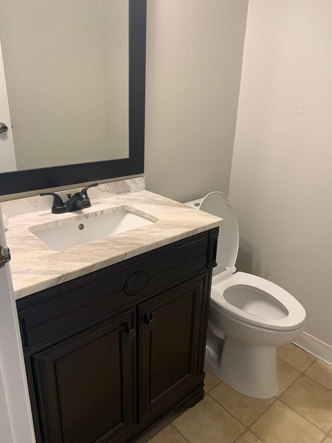 Photo - 447 Lockhaven Ct Unit 447 Lockhaven Ct