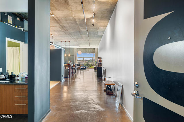 Photo - 510 S Hewitt St Unit 405