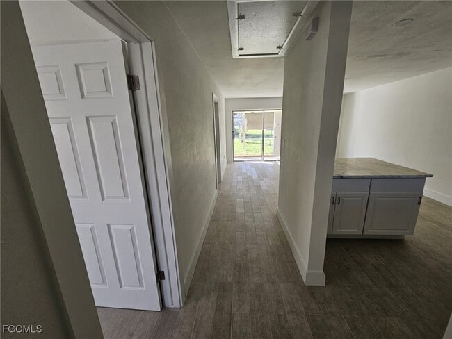 Photo - 326 Palmetto Dr